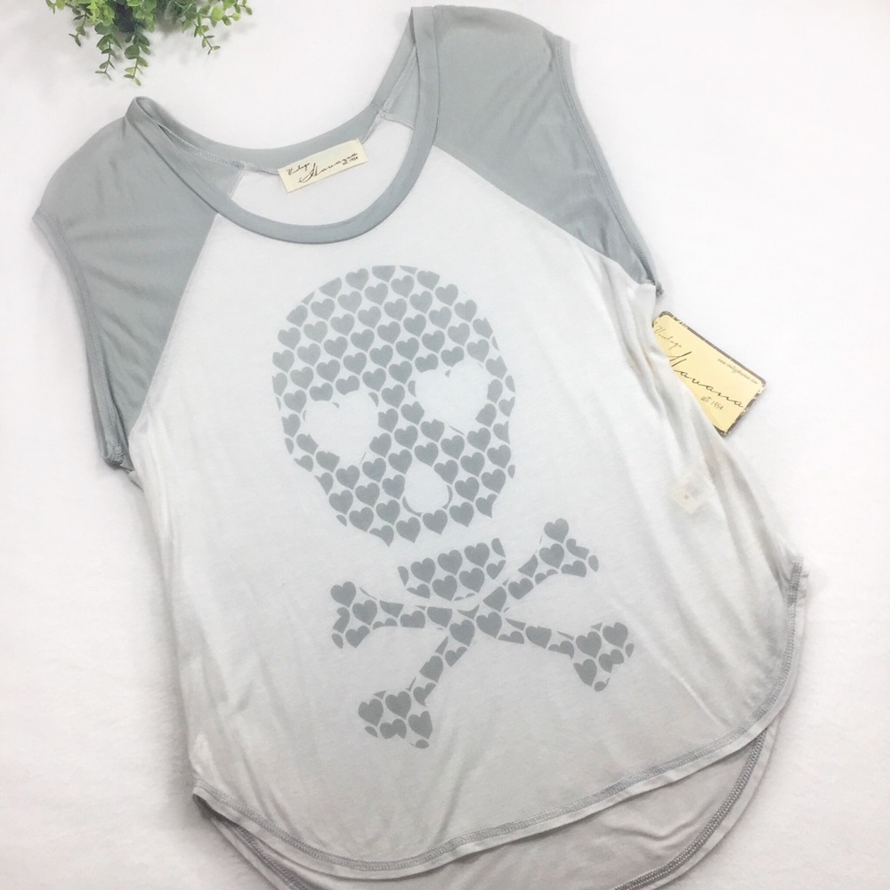 Vintage Havana Sleeveless Hearts Skull Top